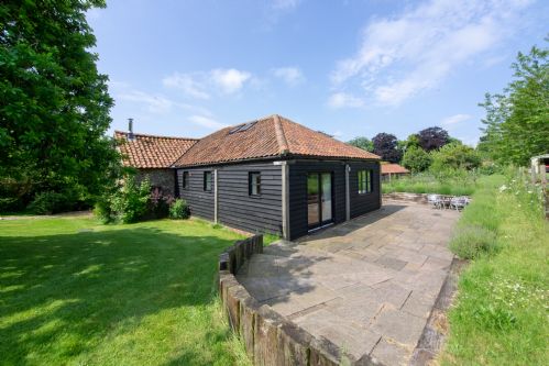 Apple Tree Barn