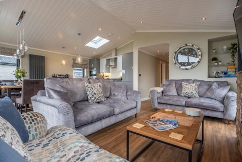 Twelve Burnham Lodge (6)